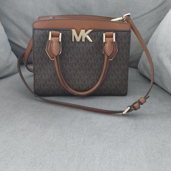 Mott Bag Michael Kors Mott Medium Messenger Brown Michael Kors